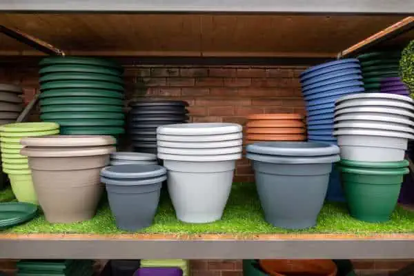 Different sizes of plastic planters